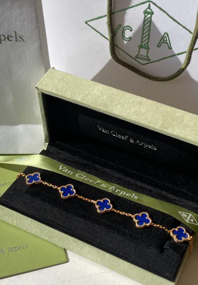 Bracelet (B137)