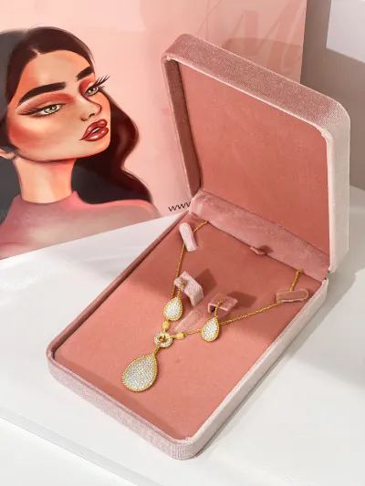 Necklace & Earrings (Ne243)