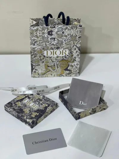 DIOR BOX