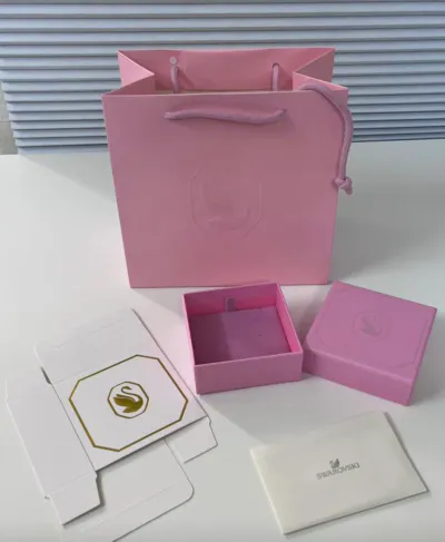Swarovski box (pink)